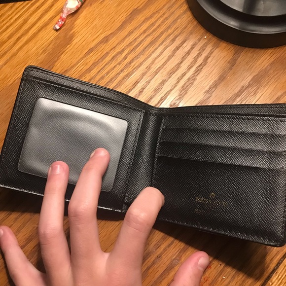 Louis Vuitton Paris wallet - Picture 4 of 4